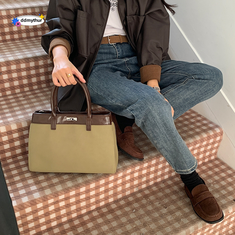 Korean niche hand-held Kelly for women's autumn and winter 2024 new fashionable commuting bag, single shoulder crossbody bag