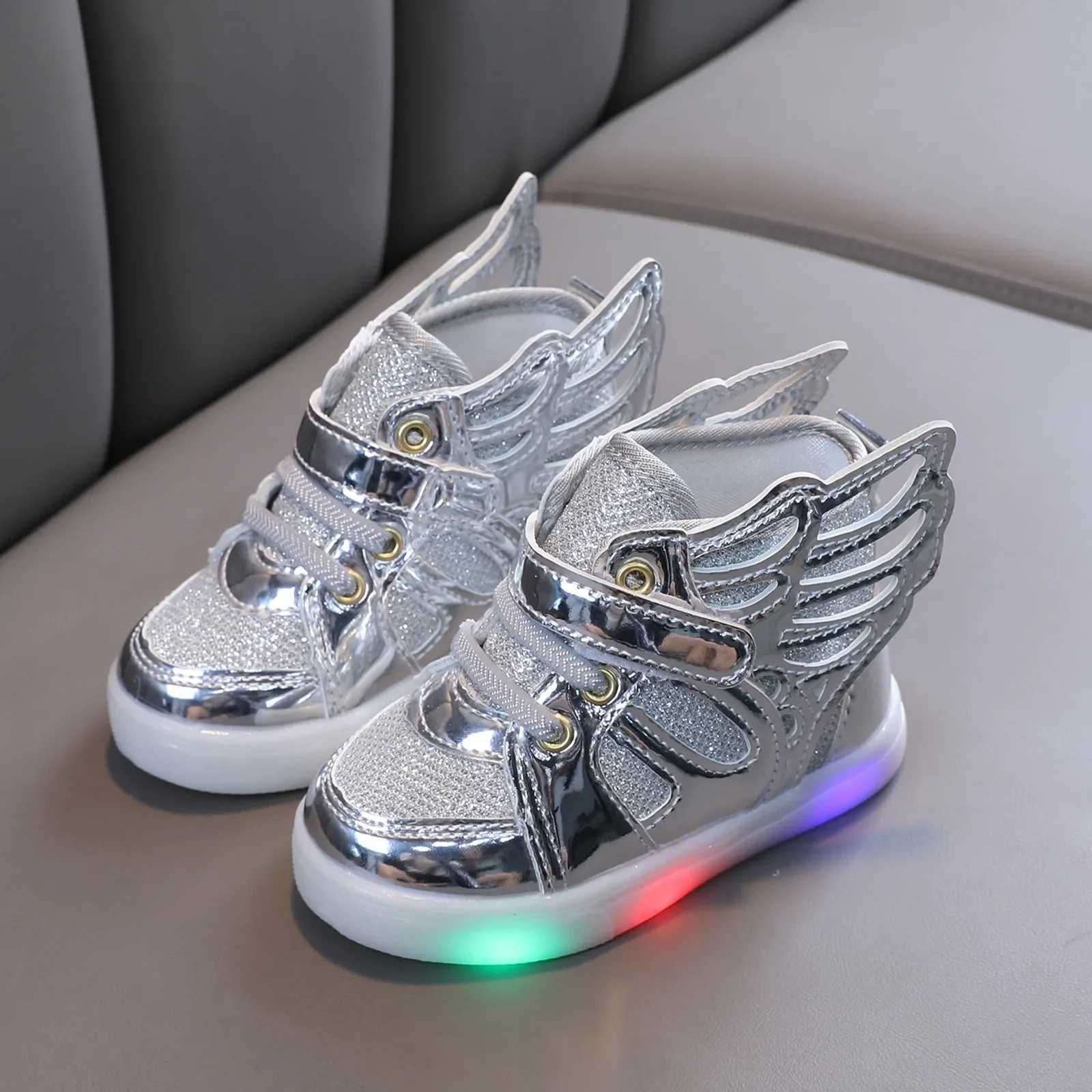 Childrens sports shoes baby girls childrens luminous sports shoelaces light girls sports shoes sizes 21-30 LED lights childrens casual shoes W250407