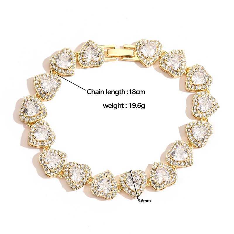Hecheng new sparkling heart-shaped inlaid CZ stone chain ladies exquisite necklace necklace bracelet jewelry ladies gift Y250408