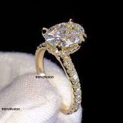 Elegant Oval Cut Dia Engagement Ring Sets for Women Available in 9K 14K Real Gold with Moissanite Stones