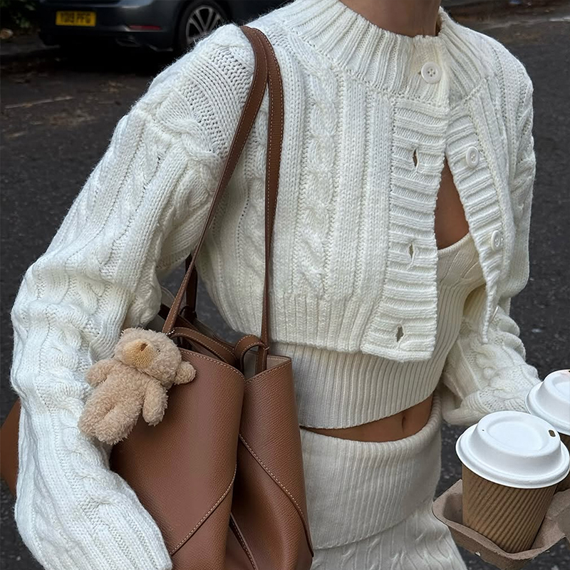 Women's solid-color sweater sets, fashionable short-sleeved jacket with trousers two-piece outfit, Valentine's Day romantic dating clothing 