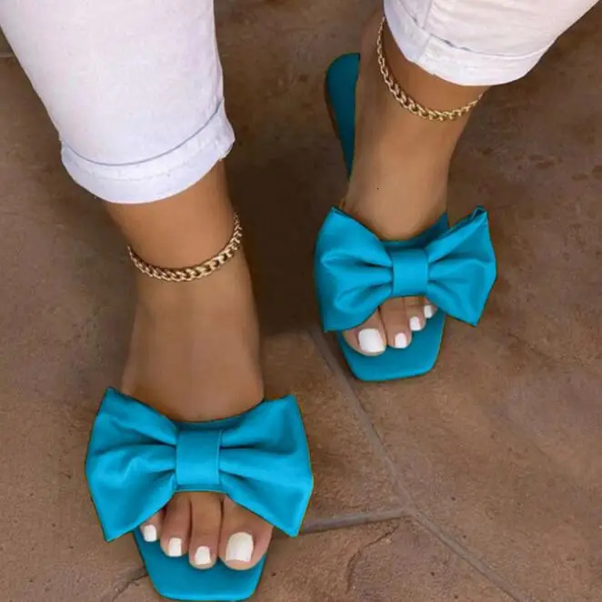 Springsummer outdoor flat leather bow non-slip beach lady slippers casual all-match fashion women sandals 250408