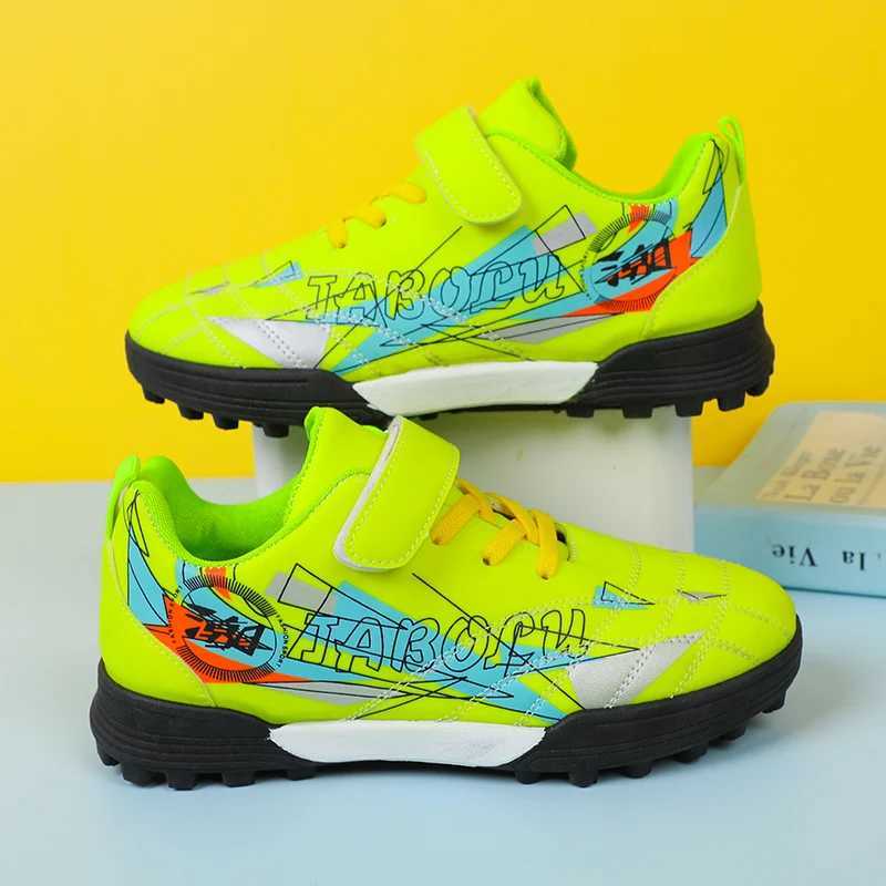 2024 Spring New Boys Casual Sports Shoes Walking Football Shoes Childrens Training Sports Shoes W250407