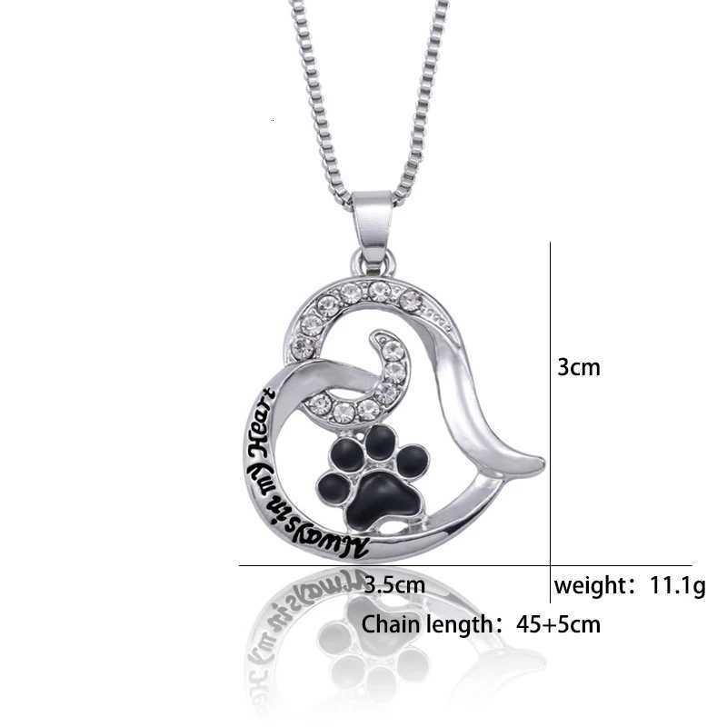 Crystal Charm Heart Shape Necklace For Women Girls Pet Lovers Rhinestone Cat Dog Paw Footprint Pendant Necklaces Jewelry GiftsC250407