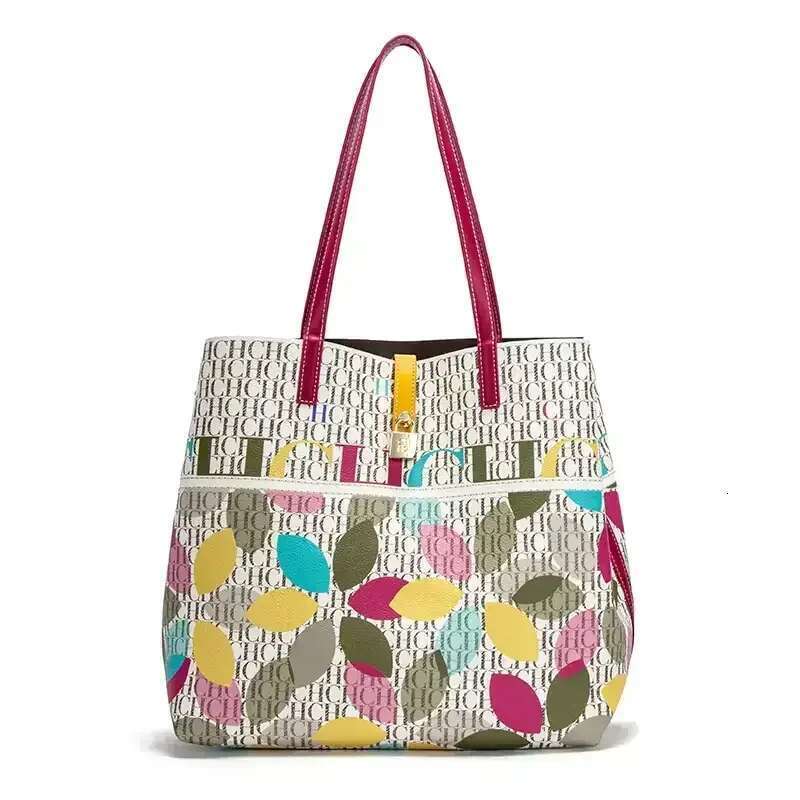 CH Shoulder Large Capacity Bucket Bag 2024 New High Quality Ladies Handbag Exquisite Wer Pattern Womenswe