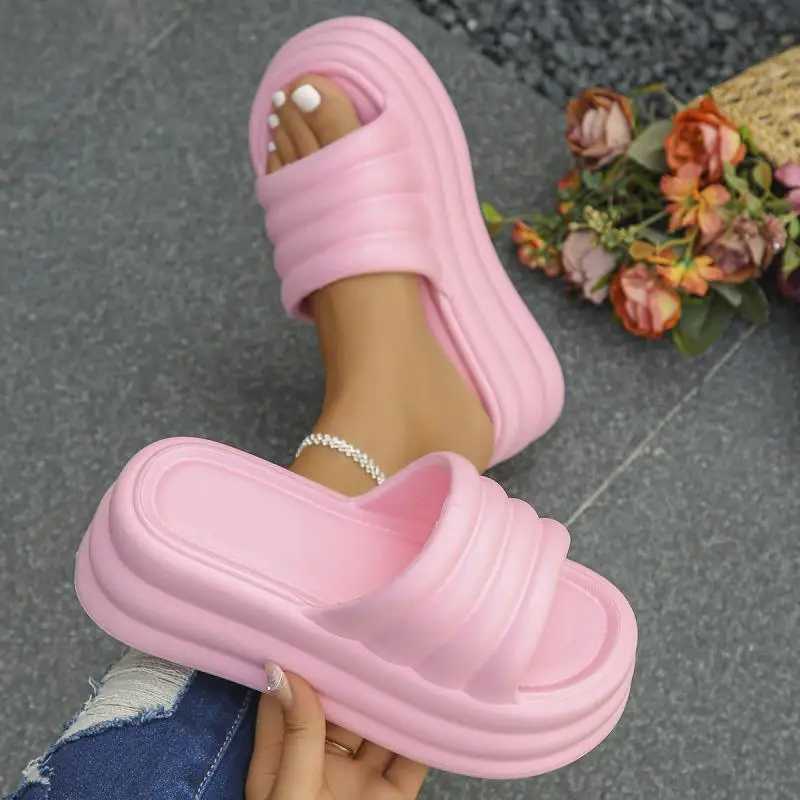 Sexy pink platform wedge slider womens Fi thick beach slider 2024 summer high-quality womens EVA N-Slip outdoor sandalsXJ250407
