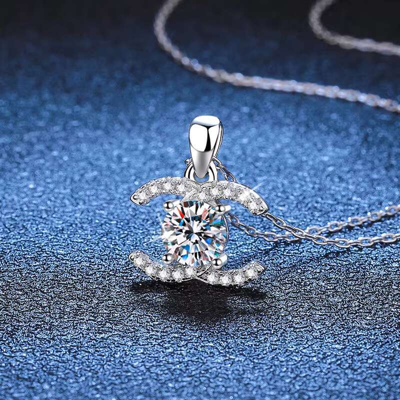 Fine Jewelry S925 Sterling Silver 1 CT D Color Moissanite Pendant Necklace for Women Engagement Jewelry
