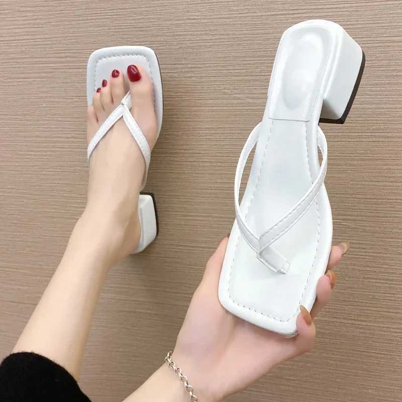 Womens flip cover 2024 new summer square toe bulky high-heeled slider womens fashionable casual sandals Zapatillas MujerXJ250407