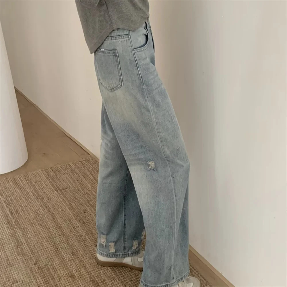 Womens Clothing with European and American Style Casual Elegant n Avant garde Personalized Tear off Jeans 250407
