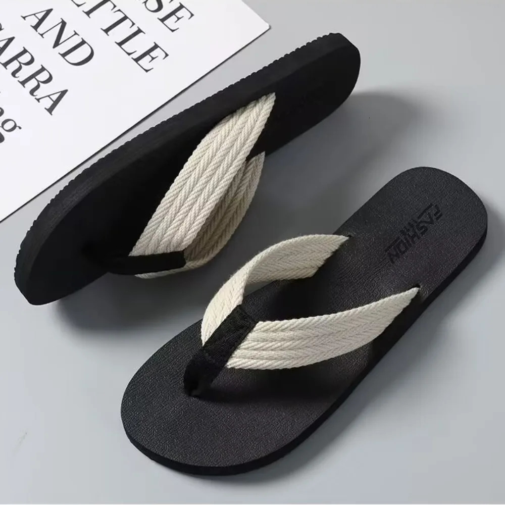 Mens Slippers Summer Trend Lightweight Flip Flops Man Minimalist Fashion Holiday Leisure Beach Slippers Men Chanclas Pantuflas 250408