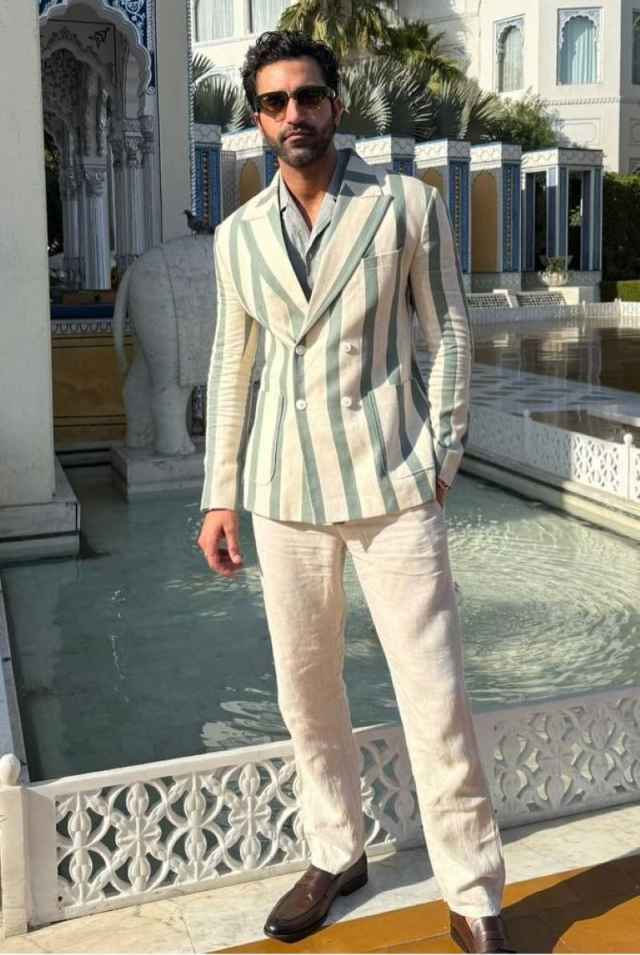 Classic New Fashion Two Pieces Pinstripe Spring Summer Men Suits Set Blazer With Peaked Lapel Double Breasted Customized Groom Wedding Tuxedo Formal P