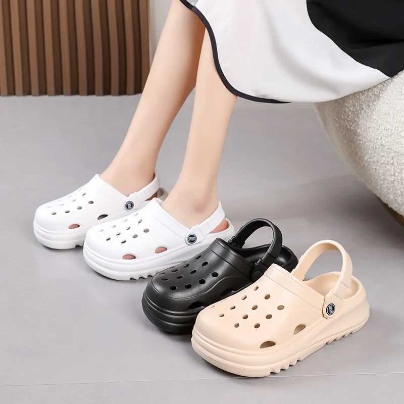 New Arrival Hollow closed toe summer sandals for women new thick soled platform sandals for women solid color anti slip soft soled beach shoes T250407
