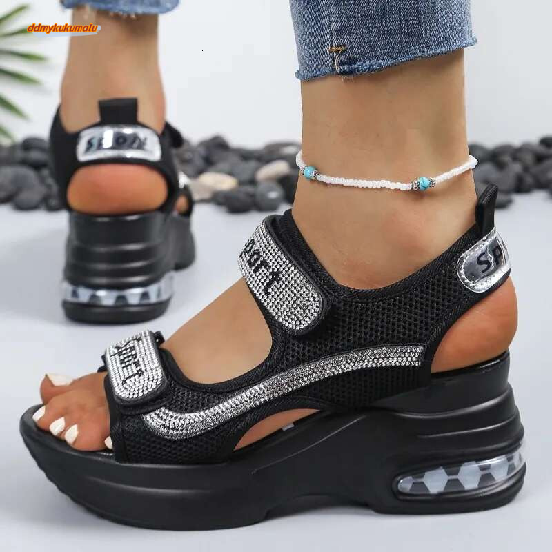 2025 Hot selling Women's Crystal Round Head Wedge Sandals Outdoor Casual Shoes Large Size Design Beach Day Sandals ddmykukumalu
