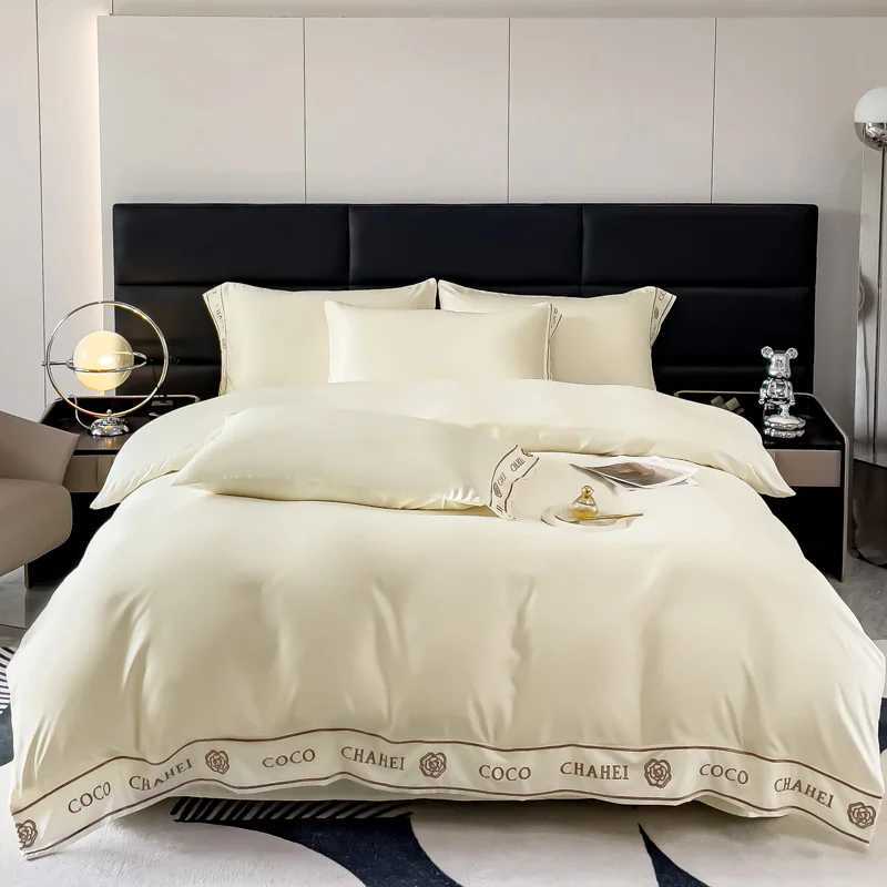 Silk Like Satin Bedding White Duvet Cover Set Soft Lightweight Polyester Satin Comforter Cover Hotel Silky Bedding Set X250408