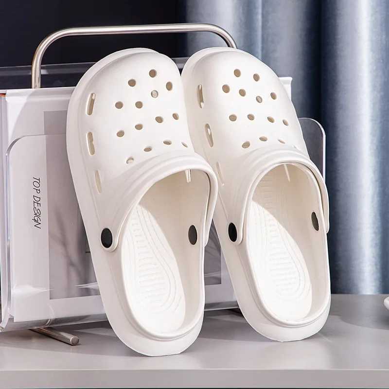 New Arrival Womens sandals hole shoes womens beach shoes EVA lightweight sandals family slippers outdoor slippers summer slippers sports shoes non sli