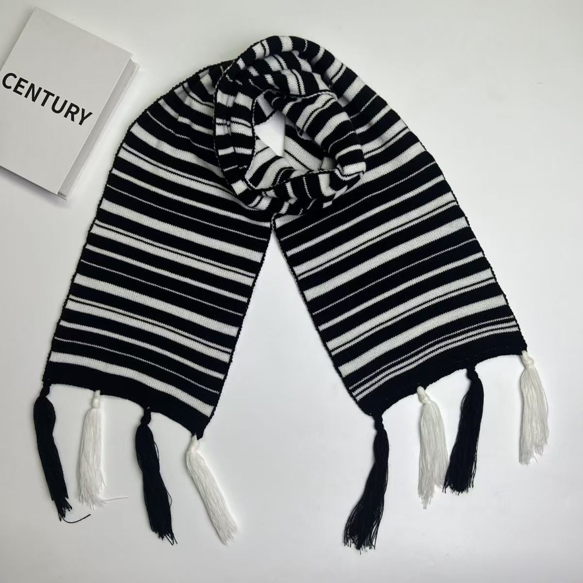 T438 wool high-grade striped color matching tassel scarf autumn and winter warm windproof couple all-match scarf neck