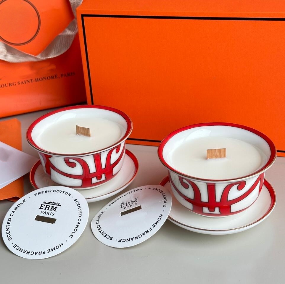 2pcs/set luxury Aromatherapy Bedroom Living Room designer letter Atmosphere Fragrance Night Romantic ceramics Fragrant Candle