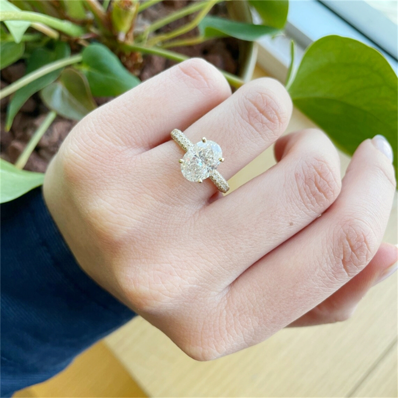 Jewelry Real Gold Womens Engagement Diamond Ring 4.0 Carat Cushion Cut Lab Diamond Gold Ring For Women Three Row Half Pave Wedding