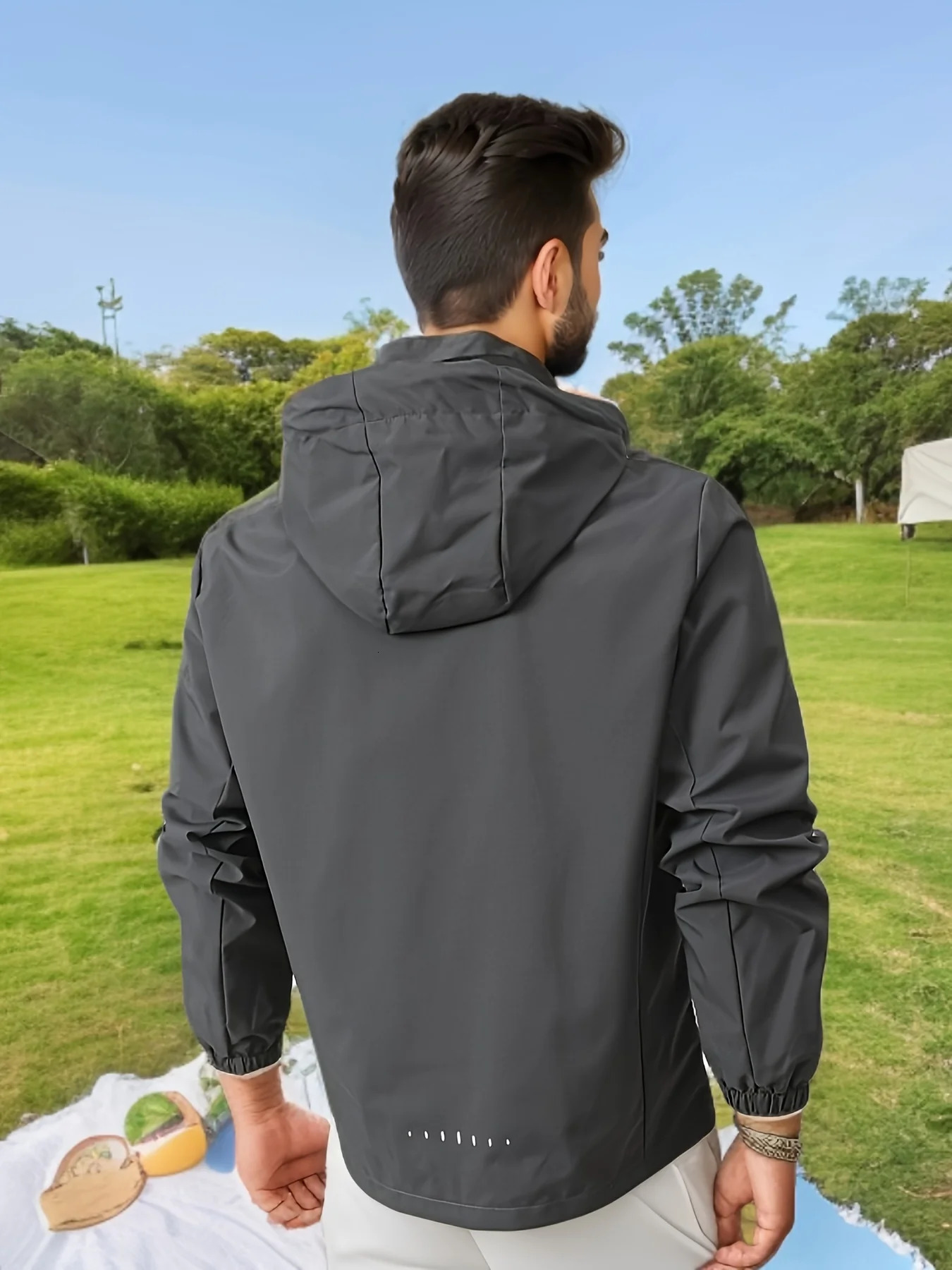 Hooded Shell Outdoor Raincoat Hiking Windproof Jacket Mens Lightweight Waterproof Raincoat 250408