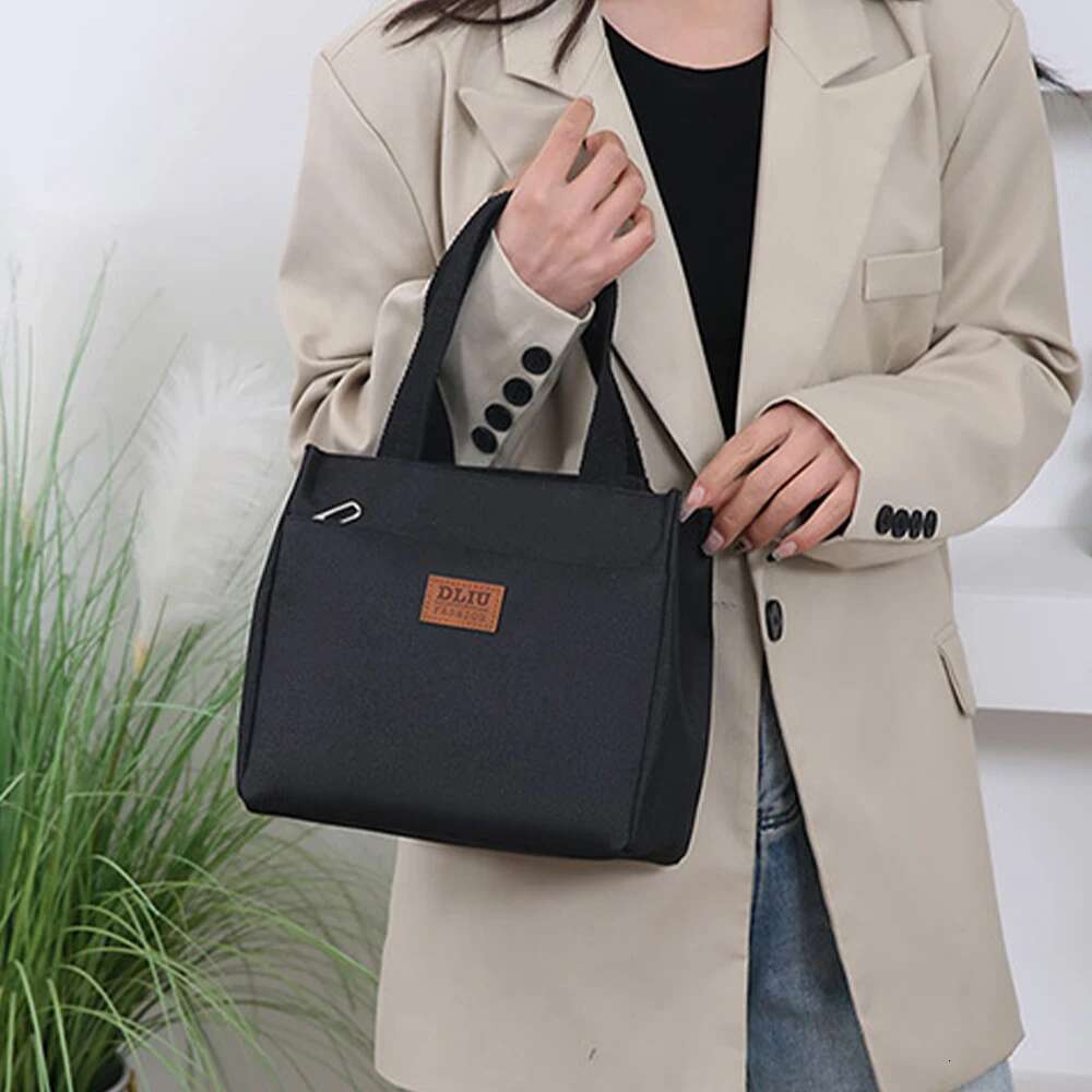 Simple Lunch Bag With Aluminum Foil Insulation Large Capacity For Work, A Simple And Practical Insulated Tote Bag-Ll