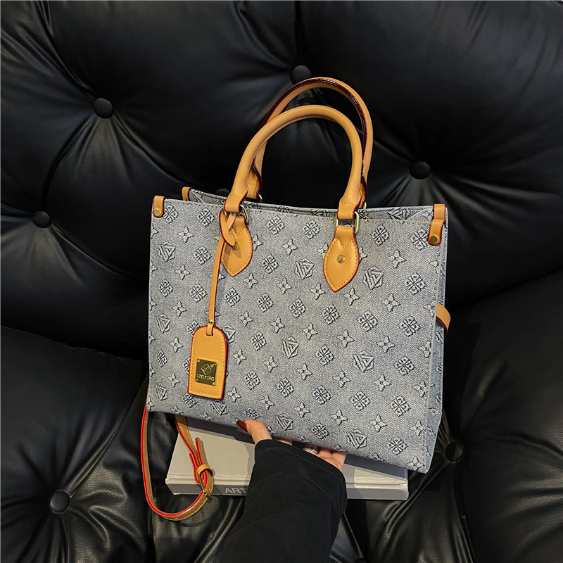 Bag women's new printed large capacity Tote bag commuter single shoulder crossbody bag for women 2025