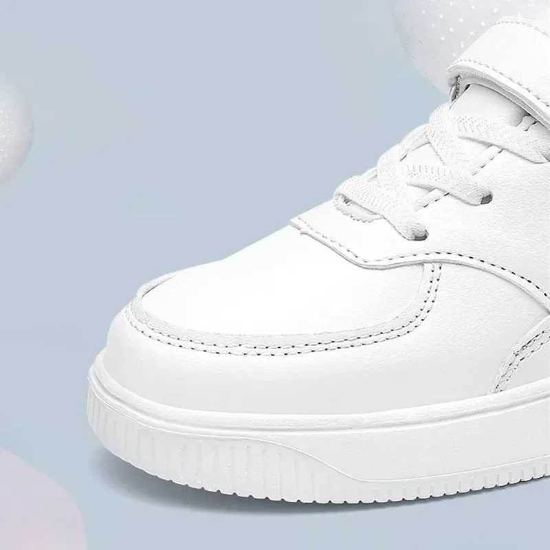 Childrens casual white and black sports shoes fashionable Chaussure baby breathable mens shoes Tenis baby tenis baby menino W250407