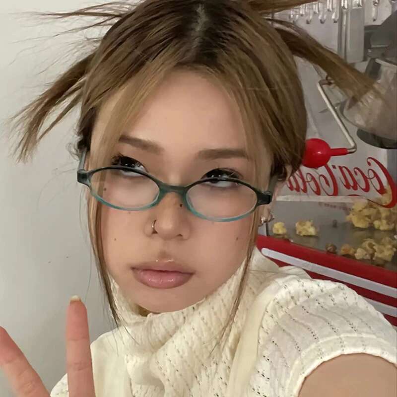 Y2K Women Oval Gradient Green Frame Narrow Small Eyeglass Girls Outdoor Fashion Wear with Seaside Driving Glasses