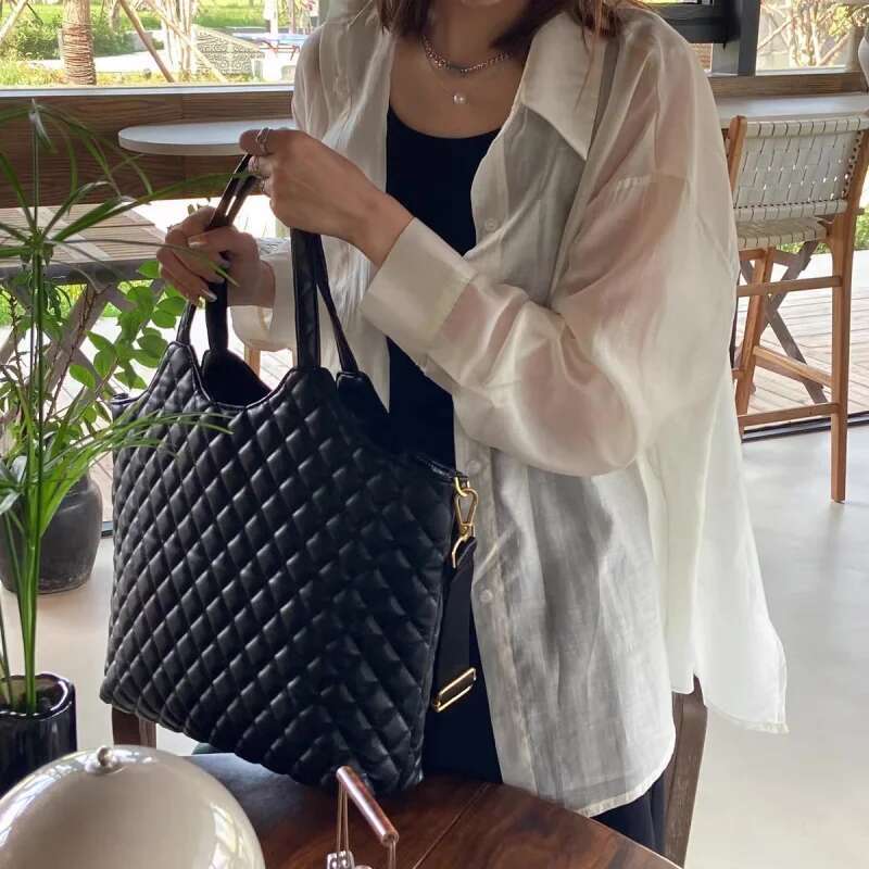 Tote Women2025new Large Capacity Rhombus Black One Shoulder Portable Crossbody Big Bag