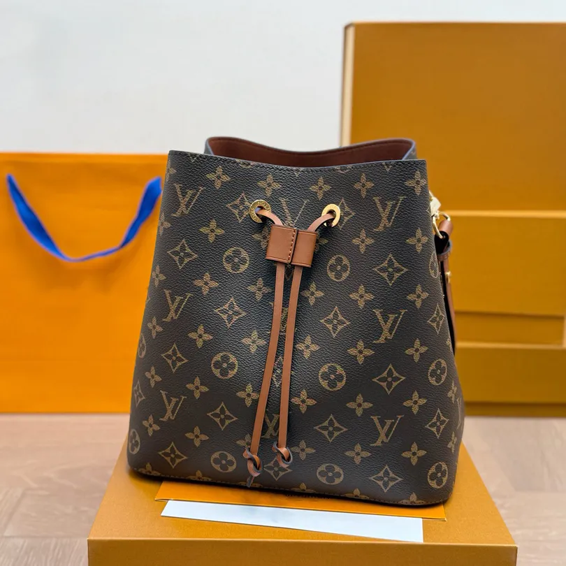 New Brand luxury design Vintage bucket bag 2025 women's fashion retro style one shoulder crossbody bags printed color handbag AA