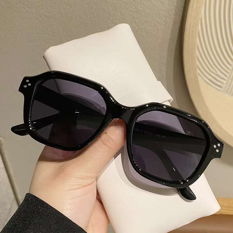Outdoor Sports High-End Resin Lenses Rectangle Thick Framed Sunglasses Designer Sunglasses for Mens Womens Polarized uv Protection