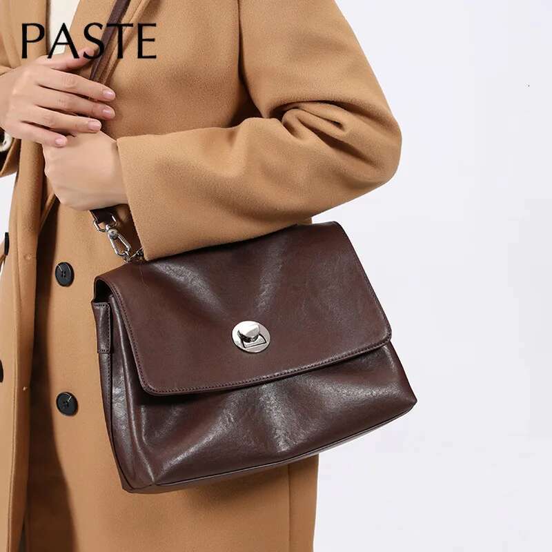 Retro Style Aesthetic Appearance Women Messenger Vegetable Tanned Cowhide Leather Female Shoulder Bag Lock Handbag