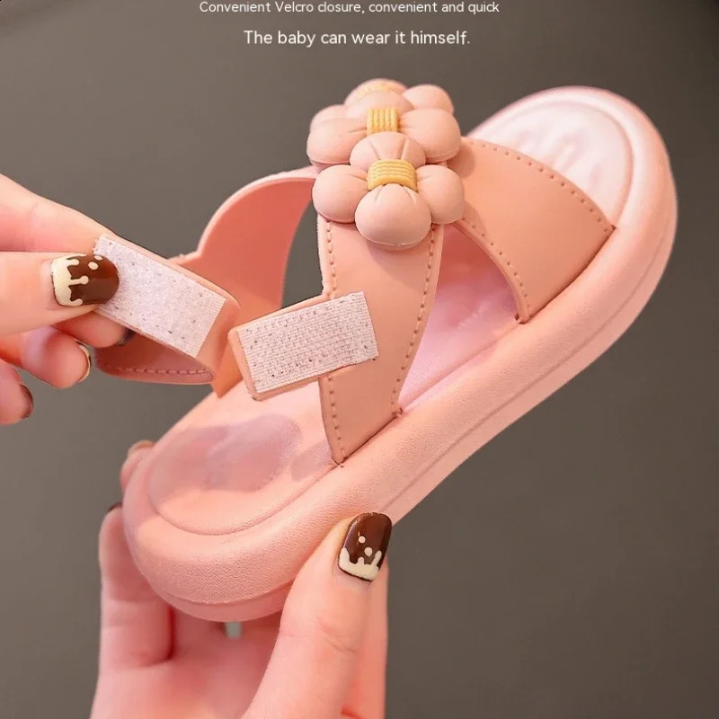 Childrens Summer Shoes Cute PVC Beach Non Slip Sandals For Baby Girls Footwear Soft non-slip Infant Kids Fashion toddler Sandal 250408