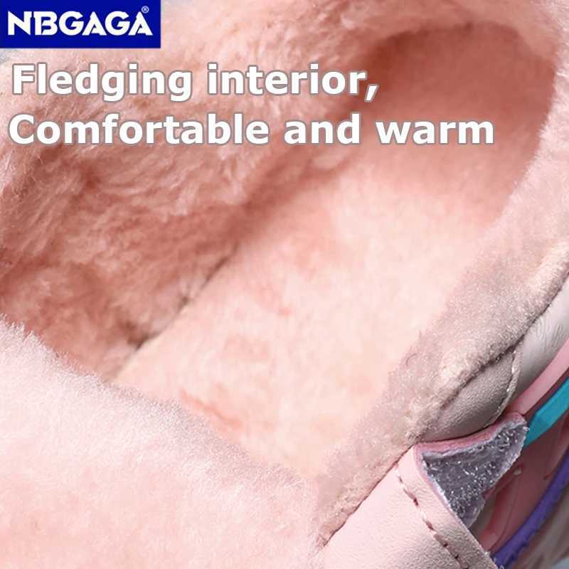 Winter childrens plush warm sports shoes waterproof leather shoes fashionable winter childrens walking shoes casual light and soft sports shoes W25040
