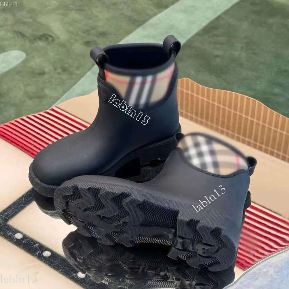 burbureylys boots Designer Women's burburrydesigner boots Women's heel platform ankle boot Women's Knight boot Women's luxury high quality BB 06d