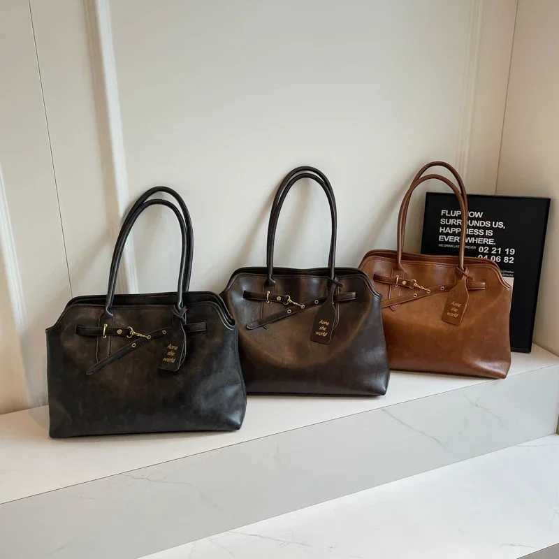 Vintage Large Capacity PU Leather Tote Bag for Women 2024 Autumn Trend Brown Lady Commuter Handbag Females Travel Shoulder BagC250408