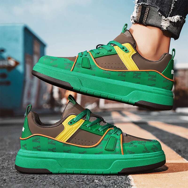 2025 New Men's Leather Skateboarding Patch Strap Designer Men's Designer Shoes Comfortable Thick Bottom Skateboarding Sports Shoes Men'