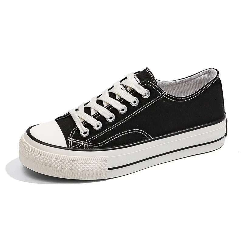 Fashion Women Canvas Shoes For Men Casual Sneakers atillas De Deporte Tenis Summer Flats White Black Loafers