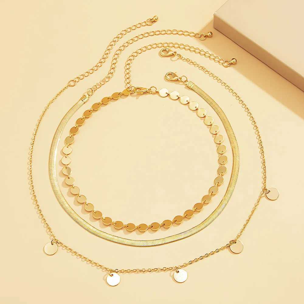 Boho Multilayer Flat Snake Sequin Chain Necklace Women Vintage Gold Color Metal Round Pendant Necklaces Girls Fashion JewelryC250407