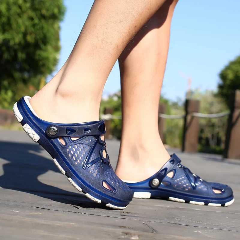 New Arrival YRZL Mens Sandals Summer Non slip Casual Slippers Hole Shoes Slippers Mens Home Garden Outdoor Mens Beach Flat Slippers Large Size 45 T250