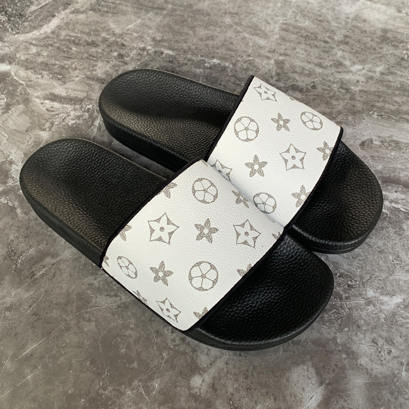 Free Shipping Luxury Designer Slippers Trendy Shoes Indoor and outdoor Anti-slip Big Size sandals for Men and Women