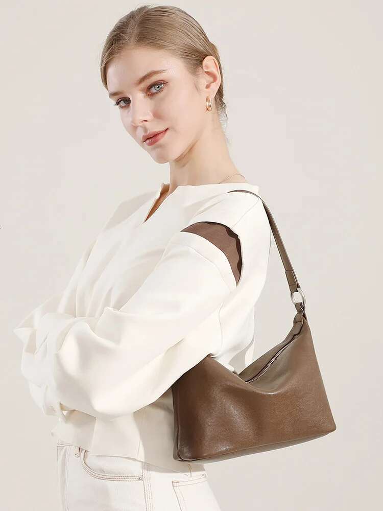 YANATARI Dumpg Leather Soft Leather Large Capacity Minimalist Crossbody Bag Women Female Fashion