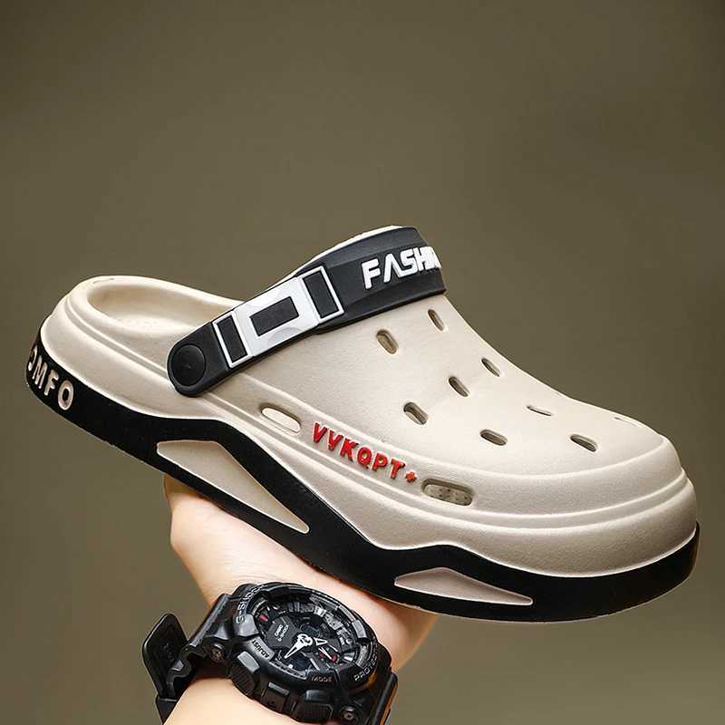 New Arrival Summer hole shoes for men casual fashionable non slip portable sports sandals beach step shoes breathable slider T250407