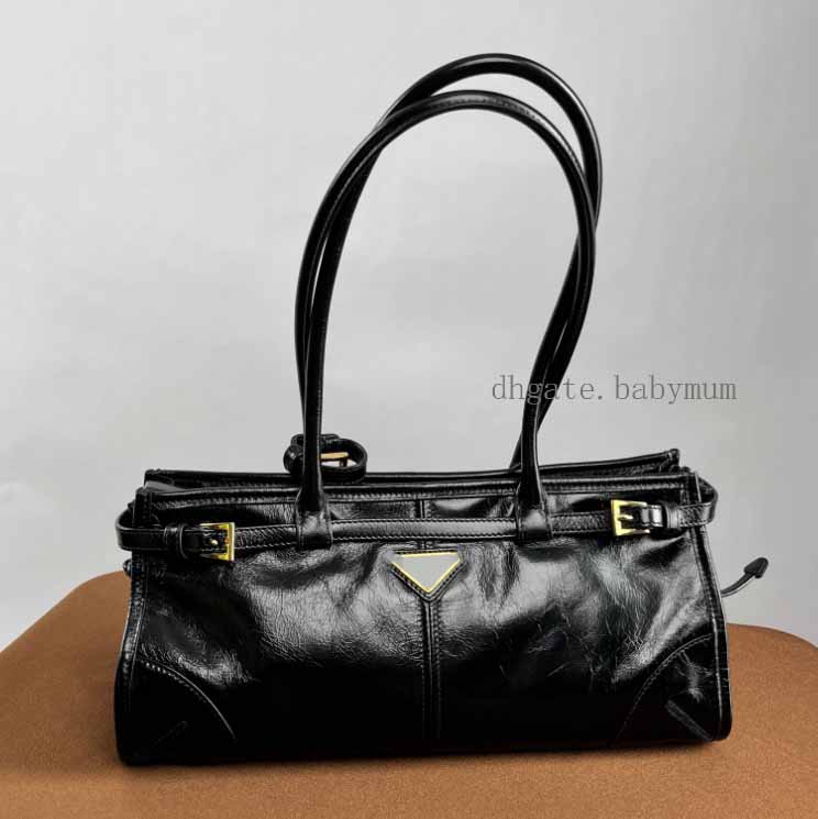 New Soft Lux Boston Baguette Retro Motorcycle Style Top Layer Oil Wax Leather Women's Crossbody Shoulder Bag