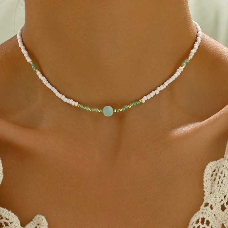 Vintage Bohemian Style Woven Rice Beads Beaded Necklace Womens Fashion Simple Design Holiday Party Accessories GiftC250407