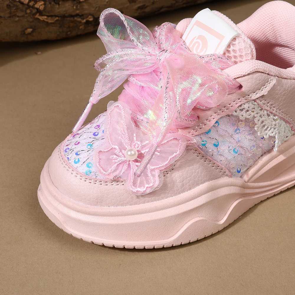 2025 New Spring Girls Shoes Leather Cute Butterfly Lace Childrens Outdoor Tennis Soft Bottom Fashion Childrens Sports Shoes W250407
