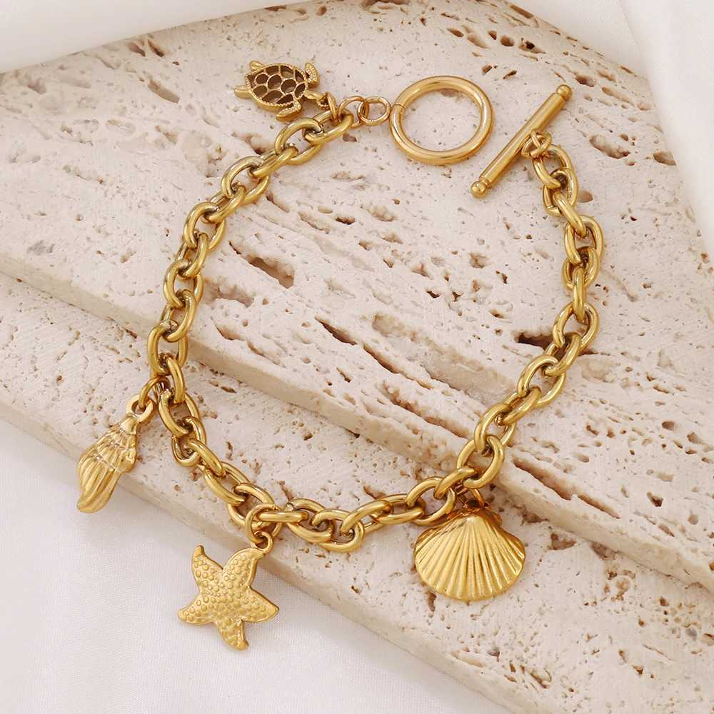 316L stainless steel carved queen coin pendant bracelet womens punk lock flower heart-shaped charm chain bracelet jewelry gift Y250408