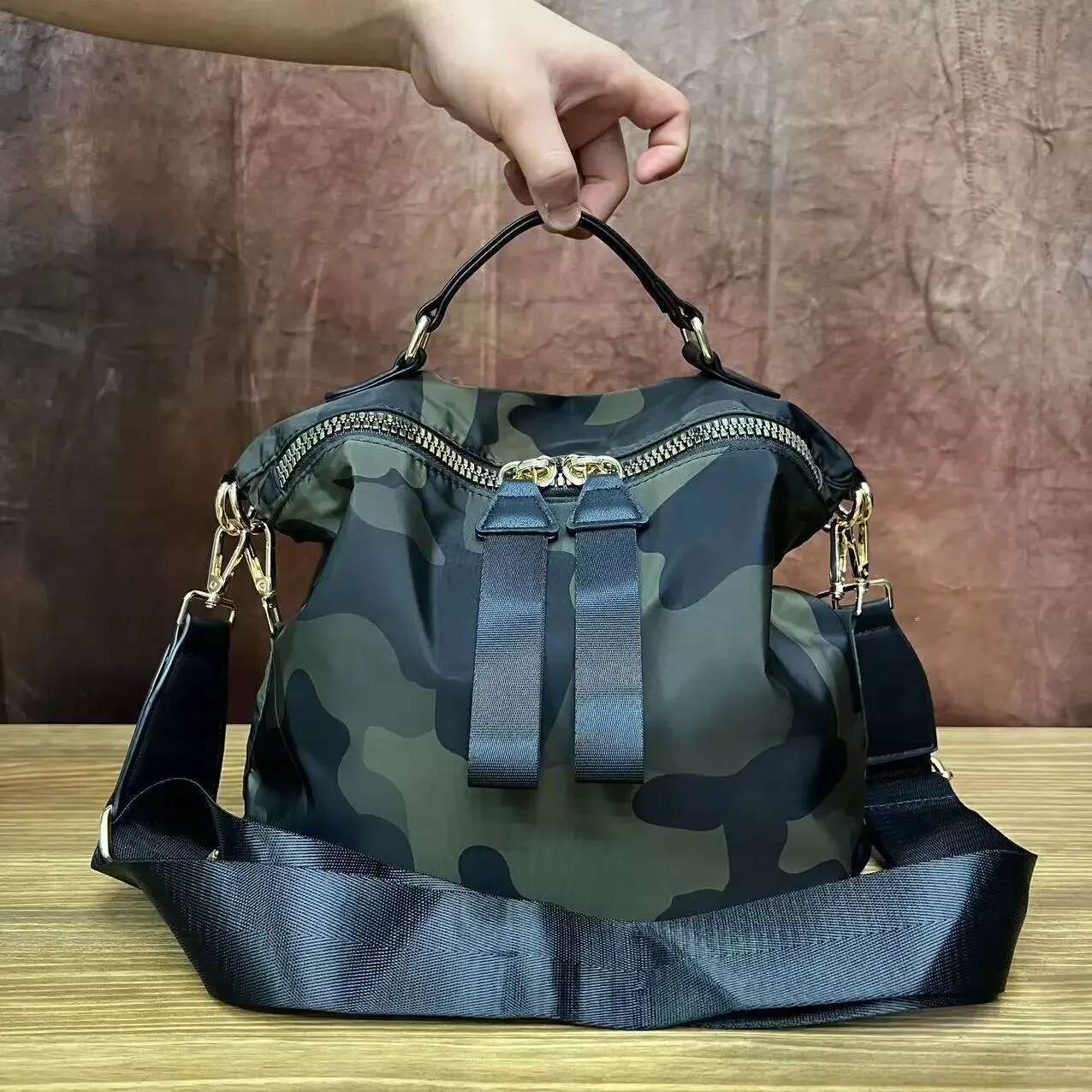 Women's Fashion Lightweight Shoulder Bag Multifunctional Large Capacity Crossbody Handbag For Daily Use