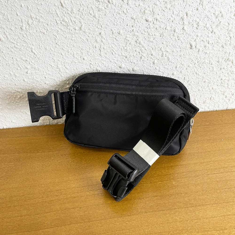 New Fashion Yoga Fanny Pack Metal Sports Waist Bag Portable Yoga Bag Fitness Running Womens Gift Z250407