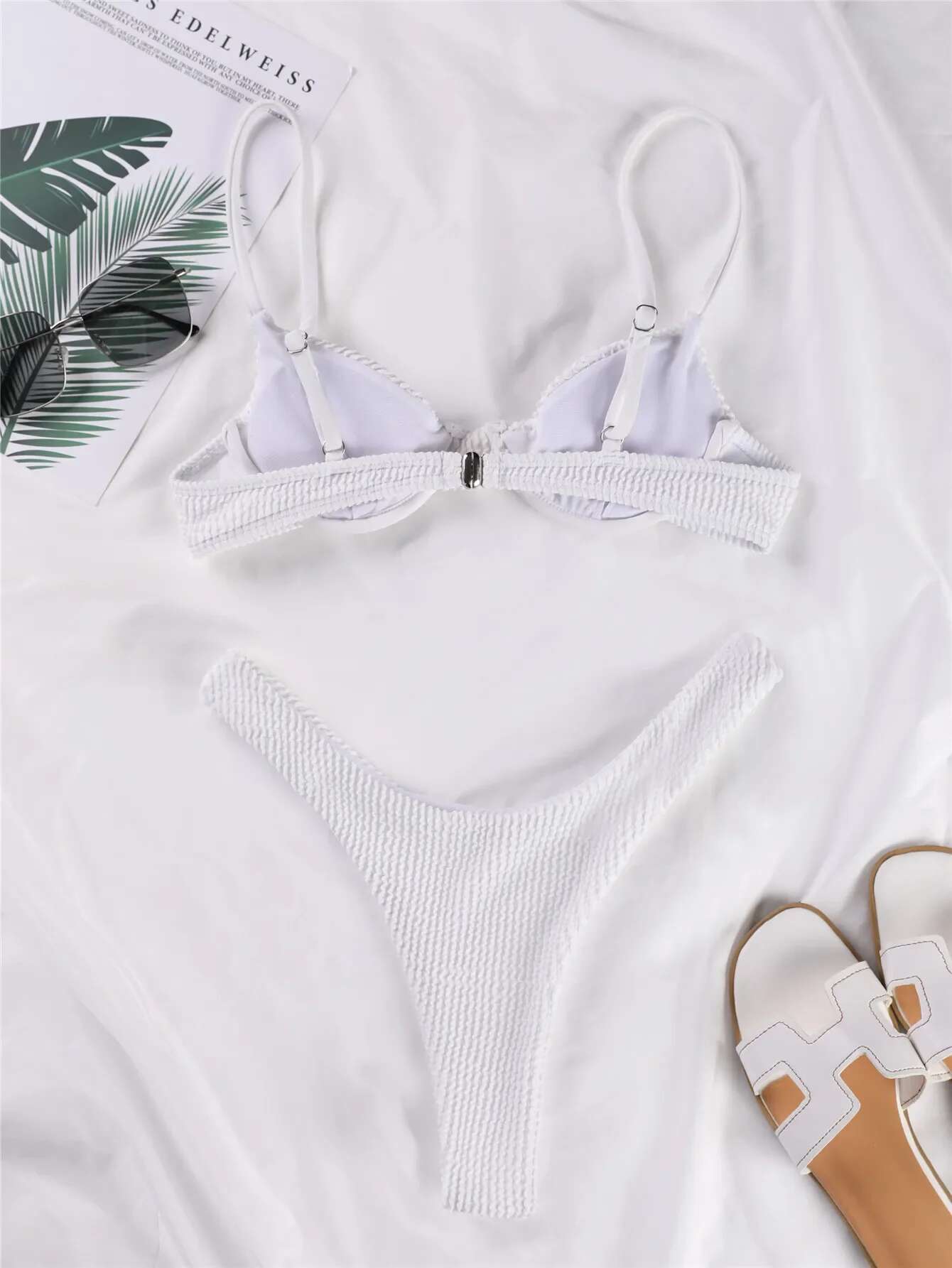 Dongdumaoyi Sexy Underwire Bikini Women Solid White Black Push Up Ribbed Swimwear Brazilian Beach Bathing Suit Pleate Thong Swimsuit