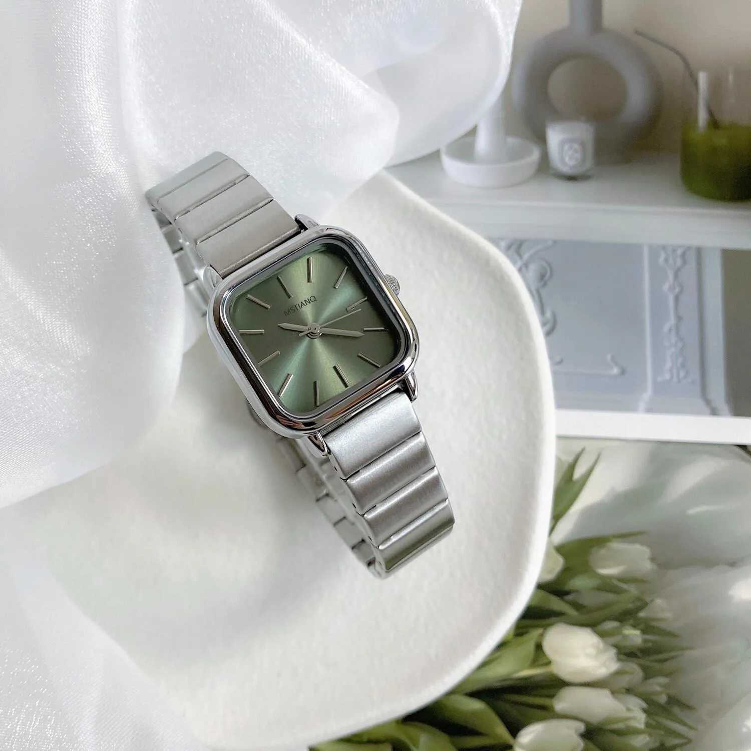 Fashion Simple Women Watch Versatile Ins Watch Female Student Bamboo Knot Steel Band Quartz Watch Luxury Gift WatchT250408